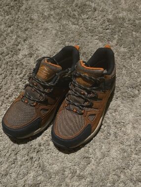 Men's Sketchers Waterproof  Athletic Trail Shoes in Brown and Black
